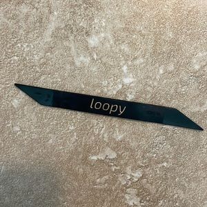 Black and Gold Loopy Loop